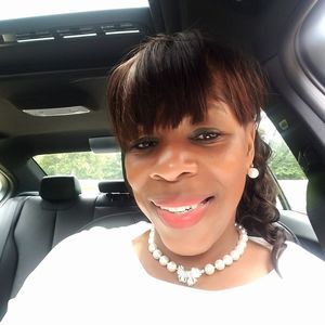 Meet your Posher, Jacqueline